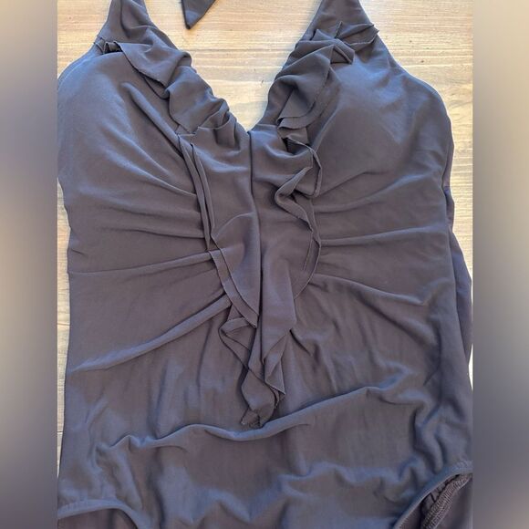 MIRACLESUIT SIZE 10 ISABELLA RUFFLE HALTER ONE PIECE SWIMSUIT BROWN - Picture 5 of 11